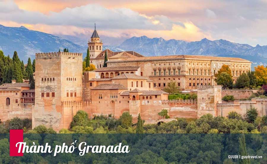 Granada là điểm đến cho bạn thích khám phá văn hóa, lịch sử