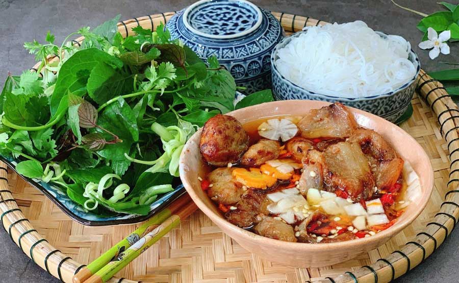 Thay đổi khẩu vị với món bún chả Hà Nội