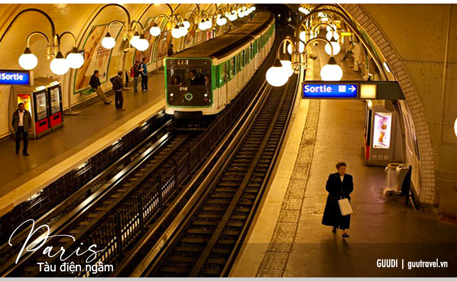 Tàu điện ngầm Paris