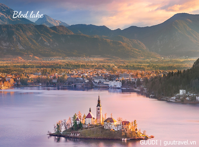 Hồ Bled: Viên Ngọc Quý Giữa Julian Alps