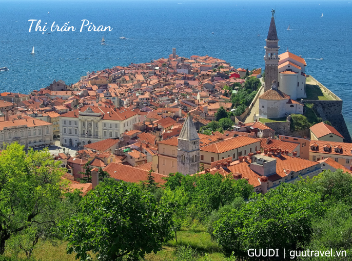 Thị trấn Piran ở bờ biển Adriatic