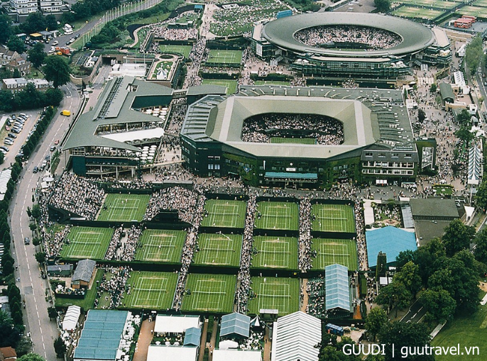 Câu lạc bộ danh giá All England Club.