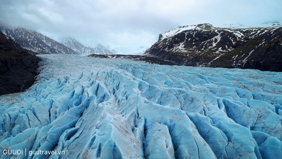 Hồ băng màu xanh Iceland
