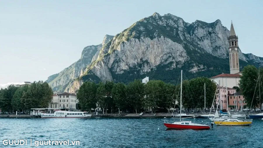 Ngôi làng Lecco