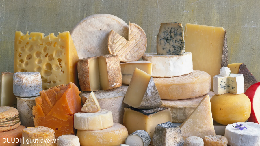 Du lịch châu âu nên mua phô mai
