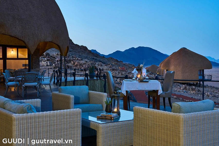 Khách sạn Desert Hills Lodge trên sa mạc
