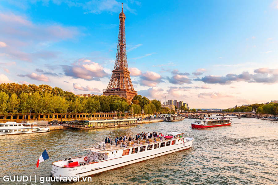 du lịch paris vào tháng 6