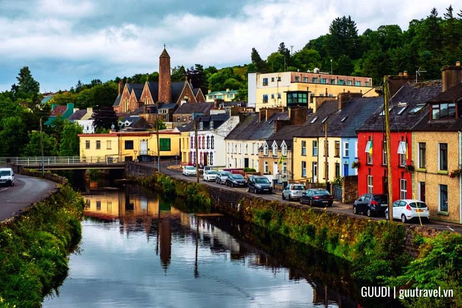 Thuê xe ở Ireland không quá đắt đỏ