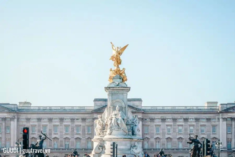 Thăm cung điện Buckingham London