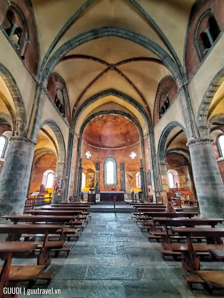 Tu viện cổ Sacra di San Michele