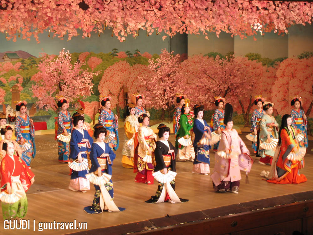 Xem biều diễn Geisha