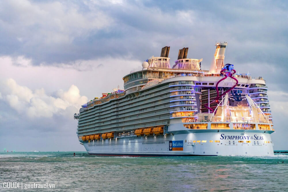 Du thuyền Symphony of the Seas