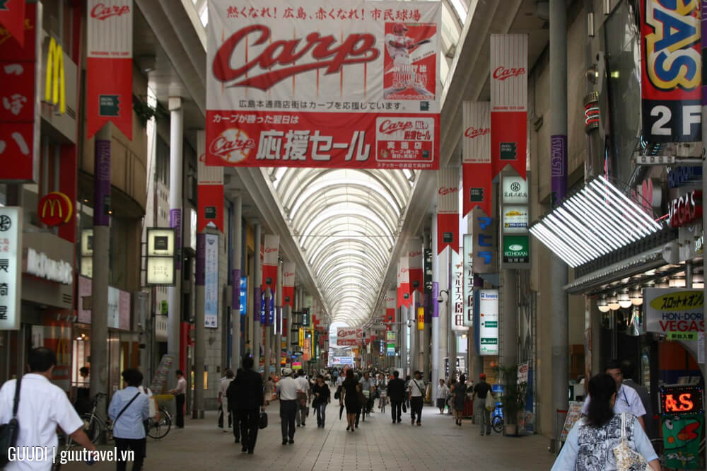 Hiroto Market and Taitown Shopping Street