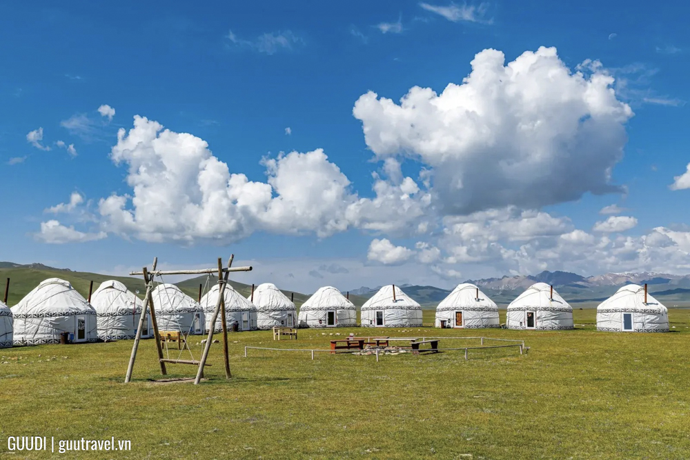 Song-Kul Yurt Camp