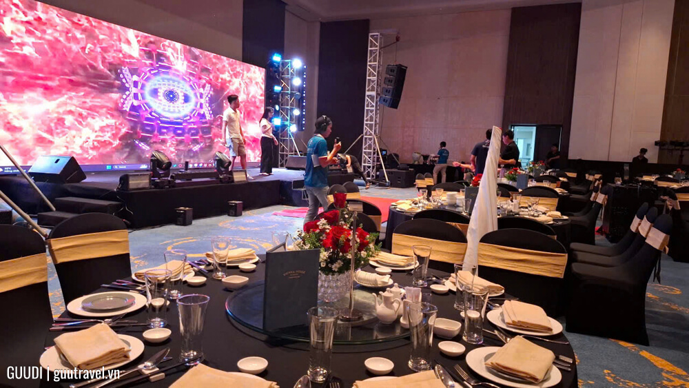 Vị trí VIP và lối di chuyển trong đêm gala dinner