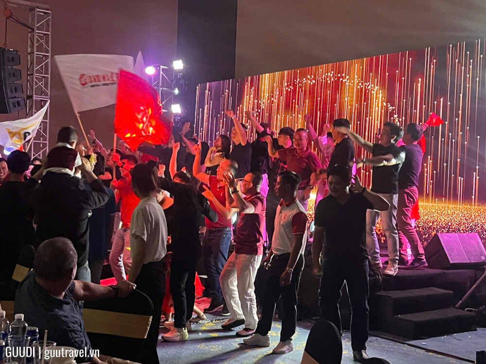 Âm nhạc và âm thanh trong gala dinner