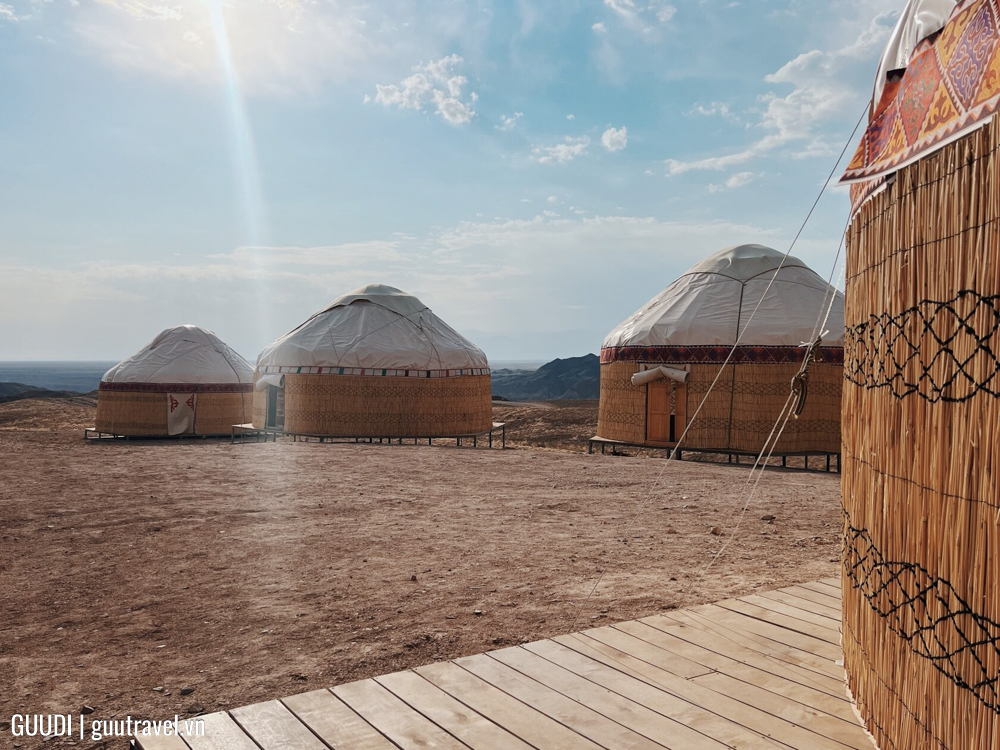Yurt Camp tại Charyn Canyon, kazakhstan