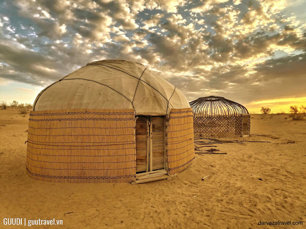 Yurt Camp trên tuyến Ashgabat – Darvaza